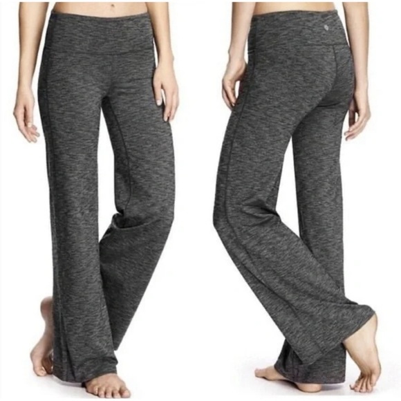 - Women's yoga pants - Picture 1 of 6